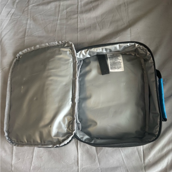 Nike Lunchbox - Picture 3 of 3